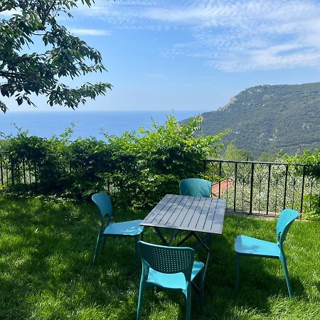 Bikeandclimb B&B Finale Ligure Bagian luar foto
